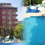 מלון Grand Bahama 3*