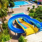 Grand Bahama מלון 3*