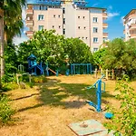 Grand Bahama אלאניה