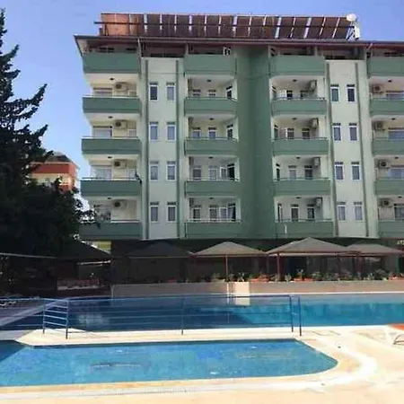 Grand Bahama Hotel 3*