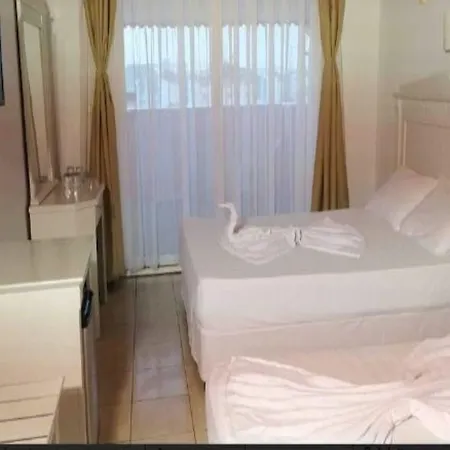 Grand Bahama Hotel 3*