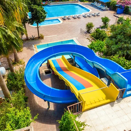 Grand Bahama Hotel 3*