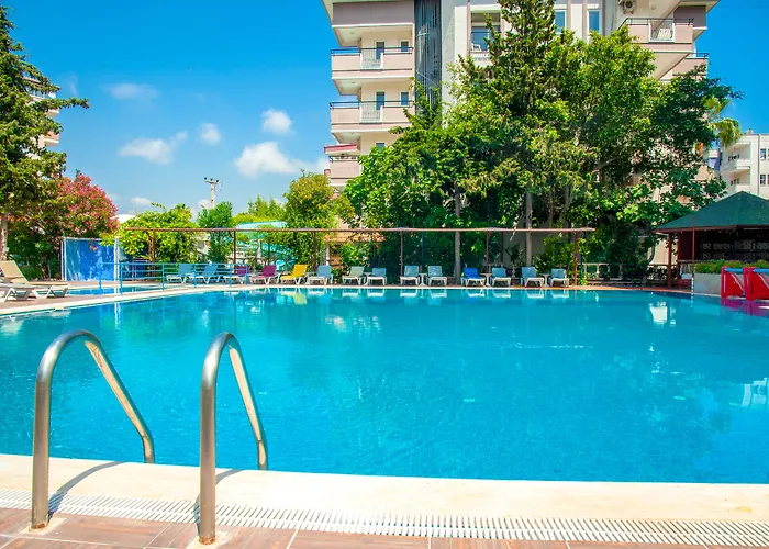 Grand Bahama 3*